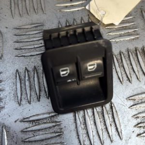 Interrupteur de leve vitre avant gauche VOLKSWAGEN POLO 5 PHASE 1 Essence - Image 1