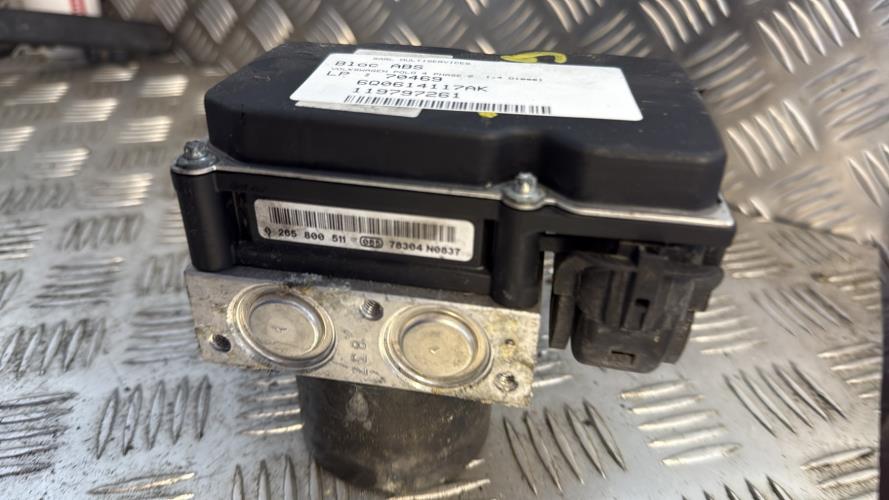 Bloc ABS (freins anti-blocage) VOLKSWAGEN POLO 4 PHASE 2 Diesel - Image 1