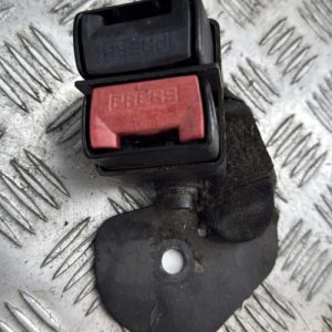 Attache ceinture arriere gauche RENAULT CLIO 2 PHASE 2 Essence - Image 1