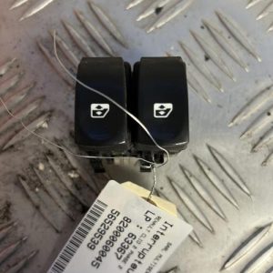 Interrupteur de leve vitre avant gauche RENAULT CLIO 2 PHASE 2 Essence - Image 1