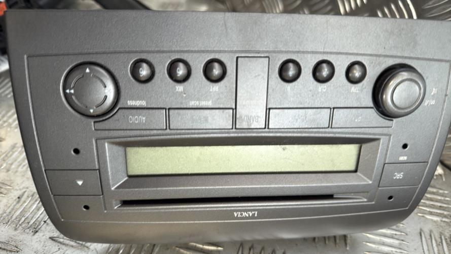 Autoradio d'origine LANCIA YPSILON 4 PHASE 1 Essence - Image 2