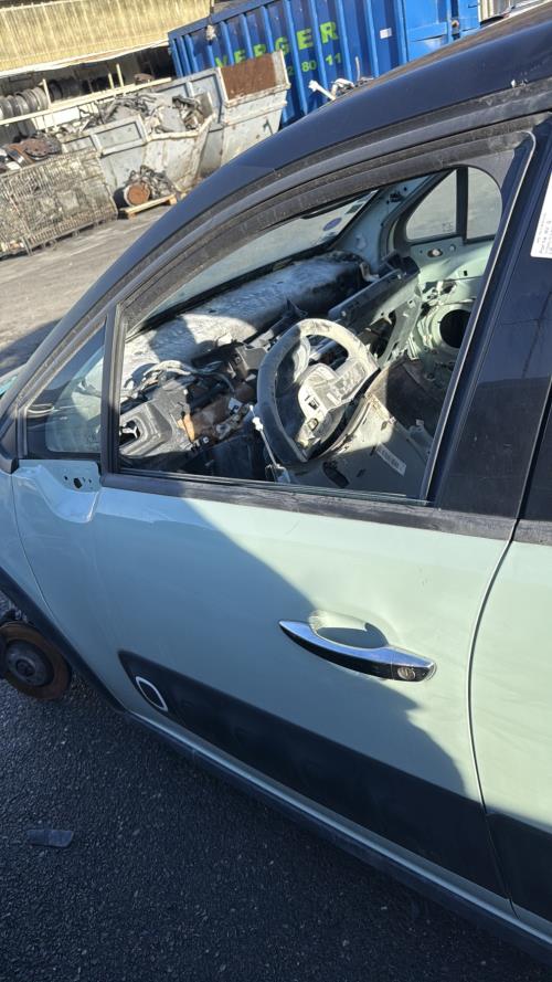 Porte avant gauche CITROEN C3 3 PHASE 1 Essence - Image 3