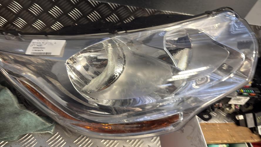 Optique avant principal droit (feux)(phare) CITROEN C4 2 PHASE 1 Diesel - Image 3