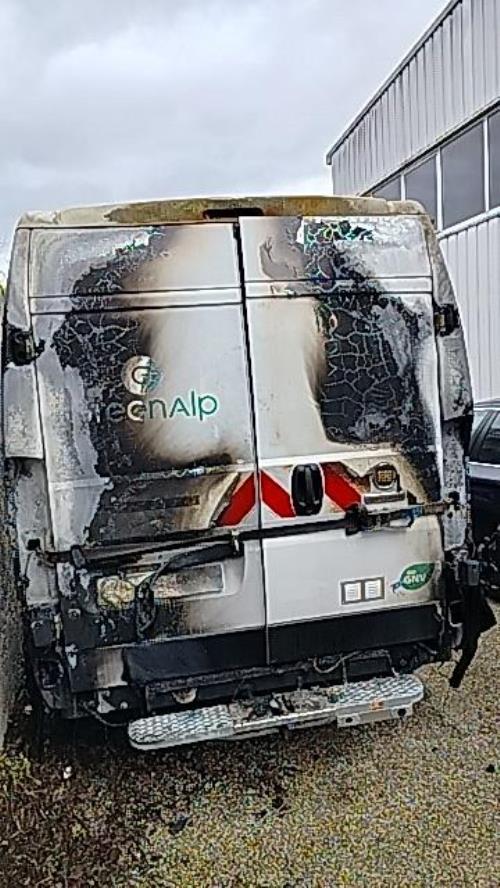 Optique avant principal gauche (feux)(phare) FIAT DUCATO 3 PHASE 2 Essence/Gaz naturel - Image 9