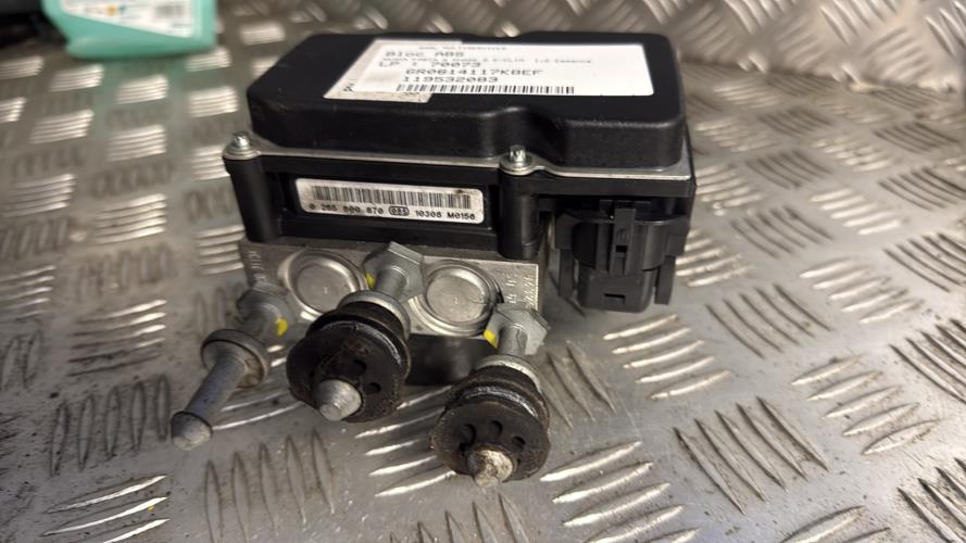 Bloc ABS (freins anti-blocage) SKODA FABIA 2 PHASE 2 Essence - Image 2