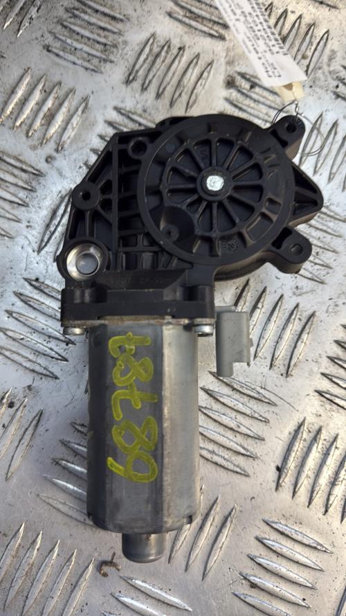 Moteur leve vitre avant gauche PEUGEOT PARTNER 1 PHASE 2 Diesel - Image 2