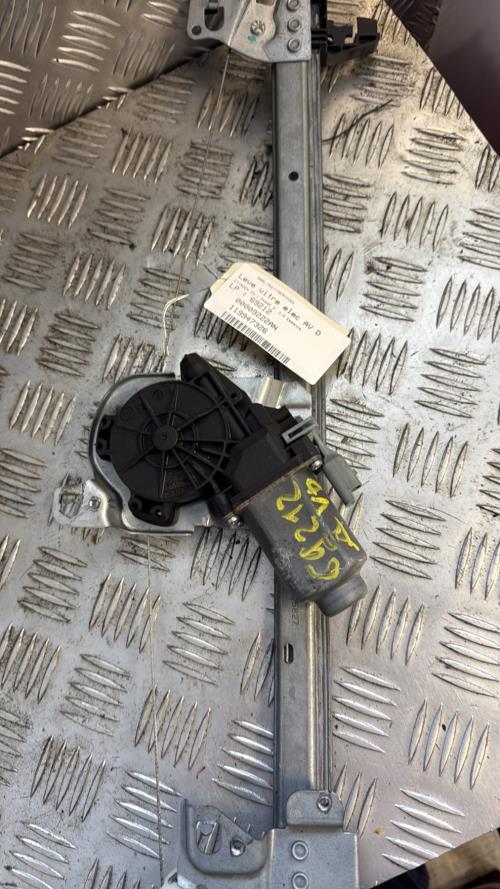 Leve vitre electrique avant droit CITROEN C3 1 PHASE 2 Essence - Image 1