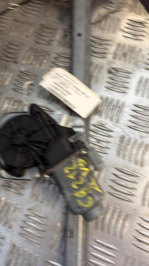 Leve vitre electrique avant droit CITROEN C3 1 PHASE 2 Essence - Image 3