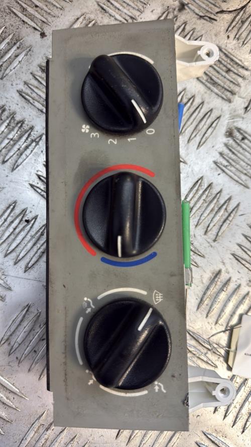 Commande chauffage RENAULT KANGOO 1 PHASE 1 Essence - Image 3