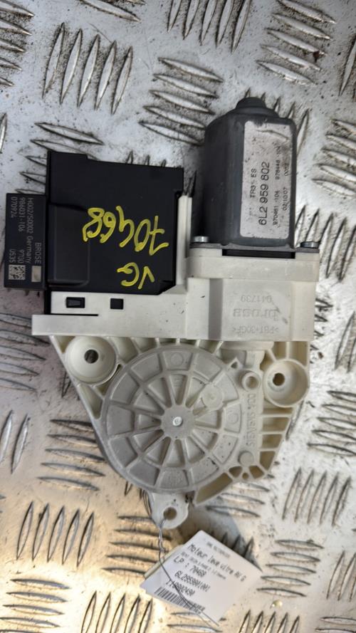 Moteur leve vitre avant gauche SEAT IBIZA 3 PHASE 2 Essence - Image 4