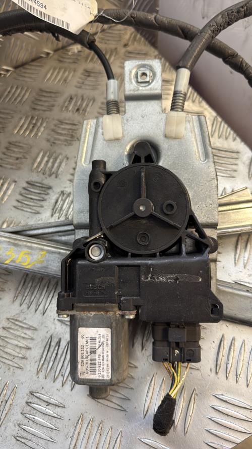 Leve vitre electrique avant droit CITROEN C5 2 Diesel - Image 3