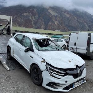 Vitre avant gauche RENAULT MEGANE 4 PHASE 2 Diesel/Hybride - Image 1