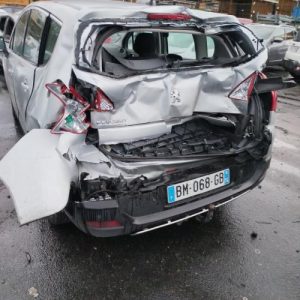 Vitre arriere droit PEUGEOT 3008 1 PHASE 1 Diesel - Image 1