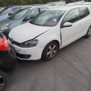 Vitre avant gauche VOLKSWAGEN GOLF 6 Essence - Image 1