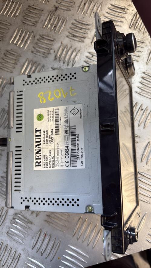 Autoradio d'origine RENAULT CLIO 4 PHASE 2 Diesel - Image 3