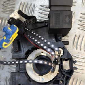 Contacteur tournant RENAULT CLIO 4 PHASE 2 Diesel - Image 1