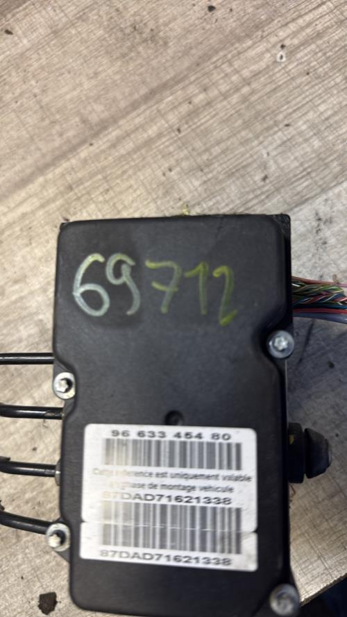 Bloc ABS (freins anti-blocage) PEUGEOT 307 PHASE 1 BREAK Diesel - Image 3