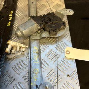 Leve vitre electrique avant gauche DACIA LOGAN MCV 1 PHASE 2 BREAK Diesel - Image 1