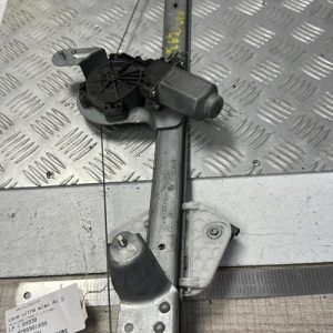 Leve vitre electrique avant gauche DACIA LOGAN 1 PHASE 2 Diesel - Image 1