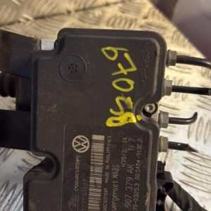 Bloc ABS (freins anti-blocage) VOLKSWAGEN GOLF 6 Diesel - Image 1