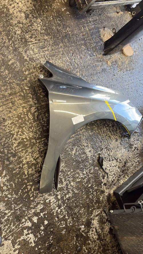 Aile avant droit CITROEN C4 2 PHASE 1 Diesel - Image 1