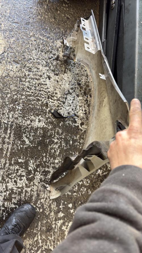 Aile avant droit CITROEN C4 2 PHASE 1 Diesel - Image 3