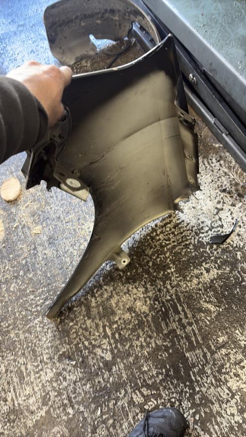 Aile avant droit VOLKSWAGEN POLO 4 PHASE 2 Diesel - Image 2