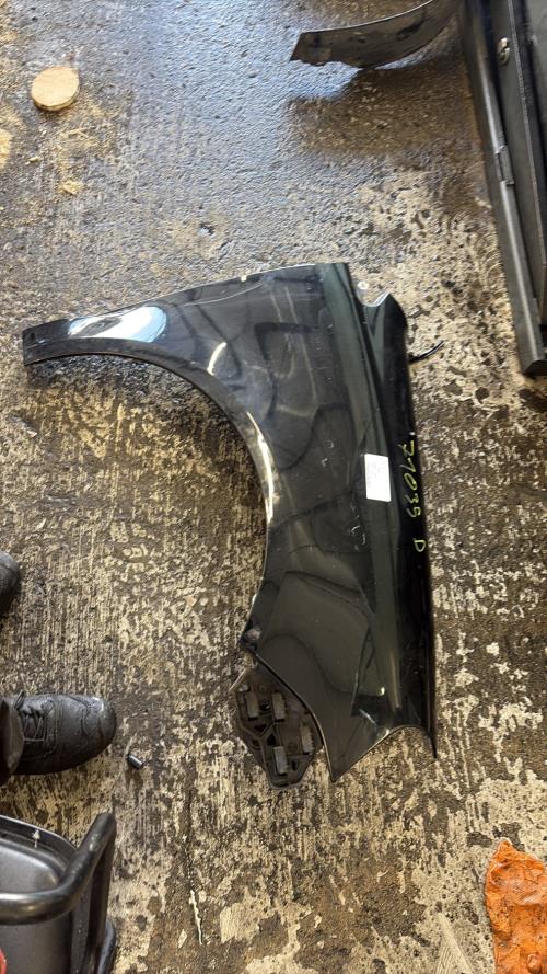 Aile avant droit VOLKSWAGEN POLO 4 PHASE 2 Diesel - Image 4