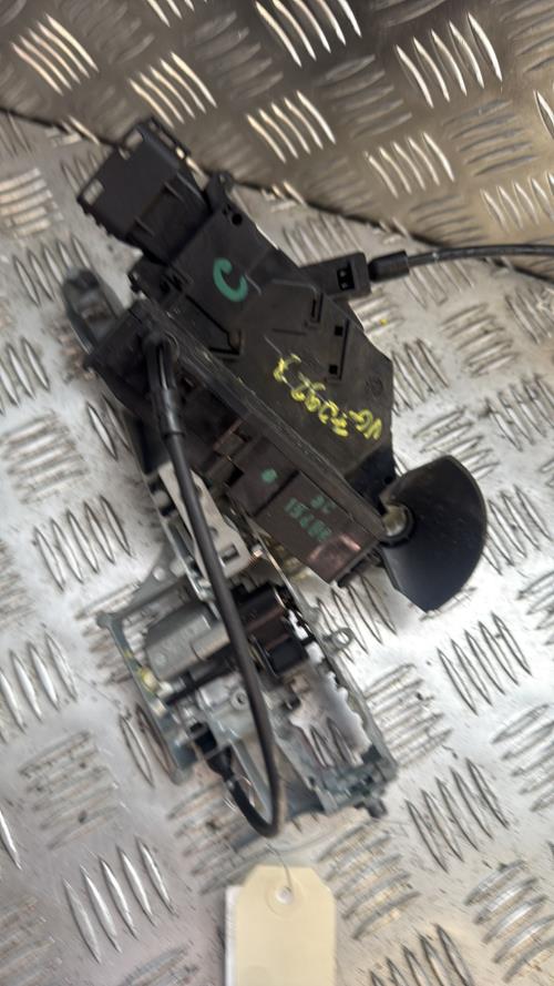 Serrure avant gauche PEUGEOT 207 PHASE 1 Diesel - Image 2