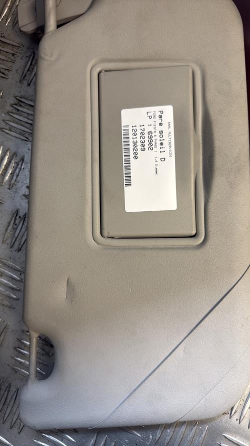 Pare soleil droit FORD FIESTA 6 PHASE 1 Diesel - Image 4