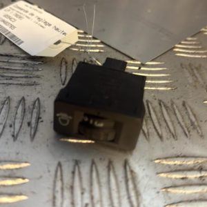 Commande de reglage hauteur de phare PEUGEOT PARTNER 2 PHASE 1 Diesel - Image 1