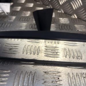 Retroviseur interieur FORD FIESTA 6 PHASE 1 Diesel - Image 1