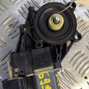 Moteur leve vitre avant gauche FORD FIESTA 6 PHASE 1 Diesel - Image 1