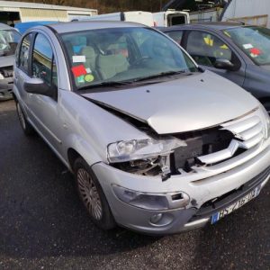 Vitre avant droit CITROEN C3 1 PHASE 2 Essence - Image 1
