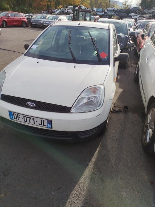 Retroviseur interieur FORD FIESTA 5 PHASE 1 Essence - Image 1