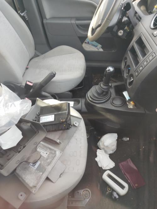 Retroviseur interieur FORD FIESTA 5 PHASE 1 Essence - Image 3