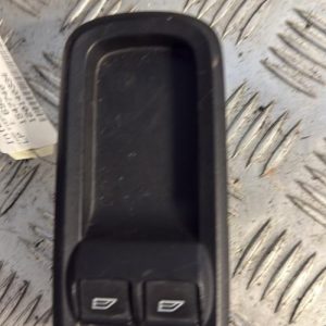 Interrupteur de leve vitre avant gauche FORD FIESTA 6 PHASE 1 Diesel - Image 1