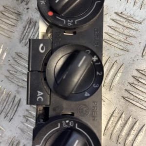 Commande chauffage VOLKSWAGEN POLO 4 PHASE 2 Diesel - Image 1