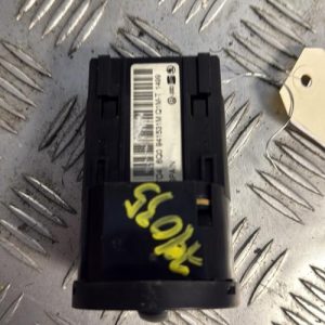 Commande de phare VOLKSWAGEN POLO 4 PHASE 2 Diesel - Image 1