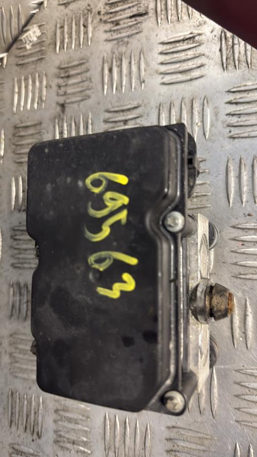 Bloc ABS (freins anti-blocage) CITROEN NEMO Diesel - Image 2