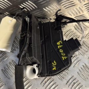 Serrure avant gauche RENAULT CLIO 4 PHASE 2 Diesel - Image 1