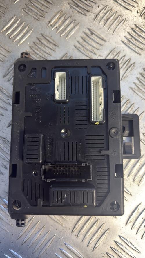 Calculateur RENAULT GRAND MODUS PHASE 2 Essence - Image 1