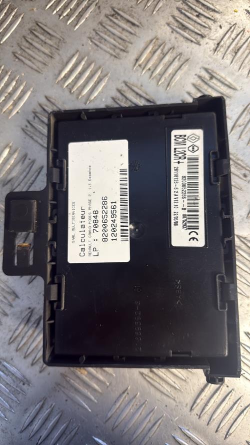 Calculateur RENAULT GRAND MODUS PHASE 2 Essence - Image 3