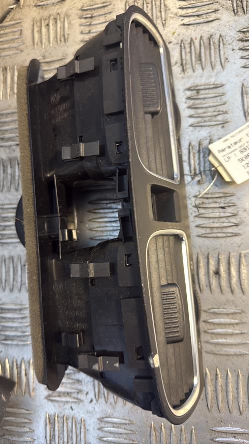 Aerateur tableau de bord VOLKSWAGEN GOLF 6 BREAK Essence - Image 3