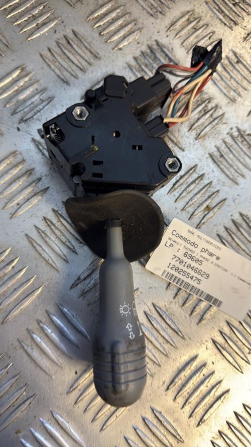 Commodo phare RENAULT TWINGO 1 PHASE 3 Essence - Image 1