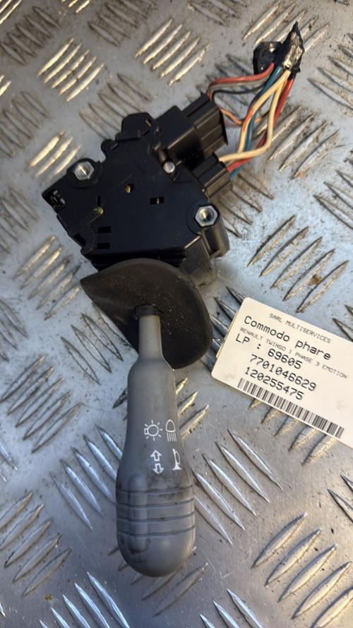 Commodo phare RENAULT TWINGO 1 PHASE 3 Essence - Image 3