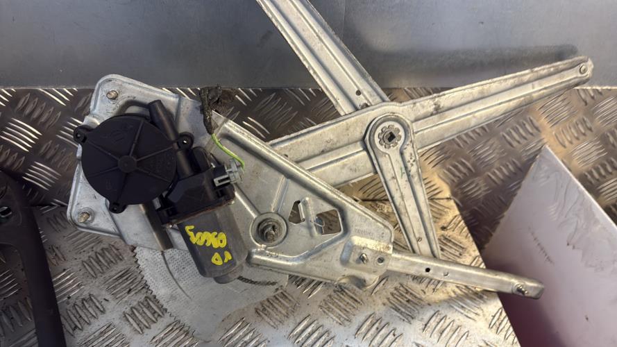 Leve vitre electrique avant droit RENAULT TWINGO 1 PHASE 3 Essence - Image 3