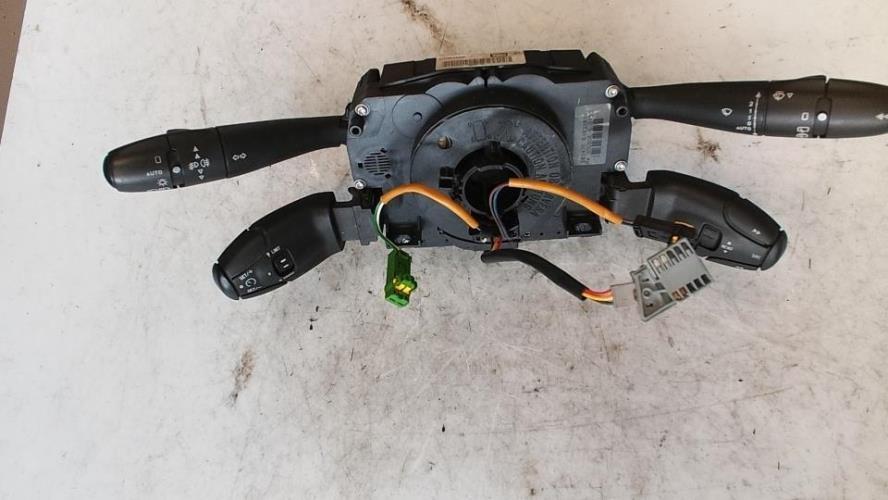 Com (Bloc Contacteur Tournant+Commodo Essuie Glace+Commodo Phare) PEUGEOT 207 PHASE 1 Diesel - Image 5