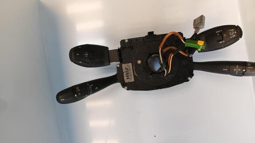 Com (Bloc Contacteur Tournant+Commodo Essuie Glace+Commodo Phare) PEUGEOT 207 PHASE 1 Diesel - Image 1