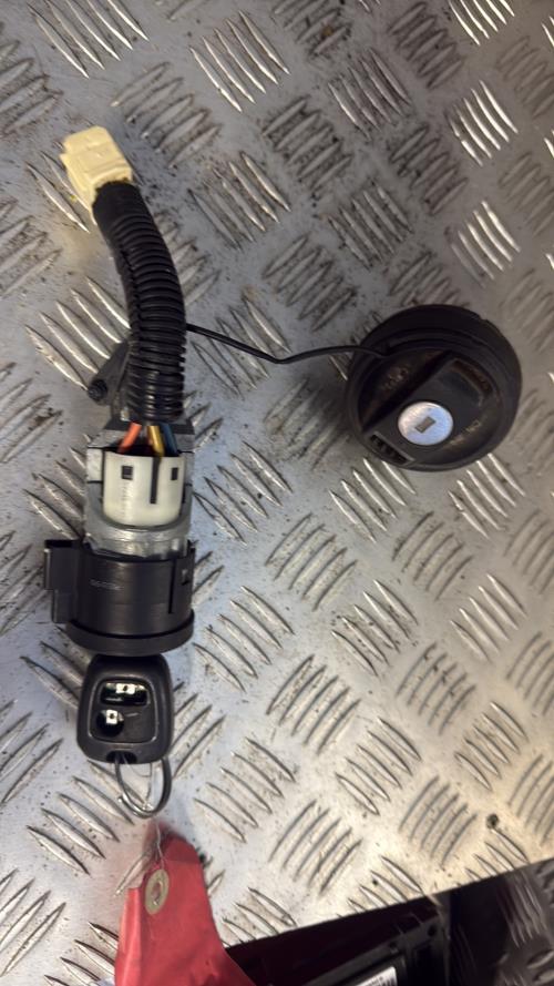 Neiman PEUGEOT 107 PHASE 2 Essence - Image 1